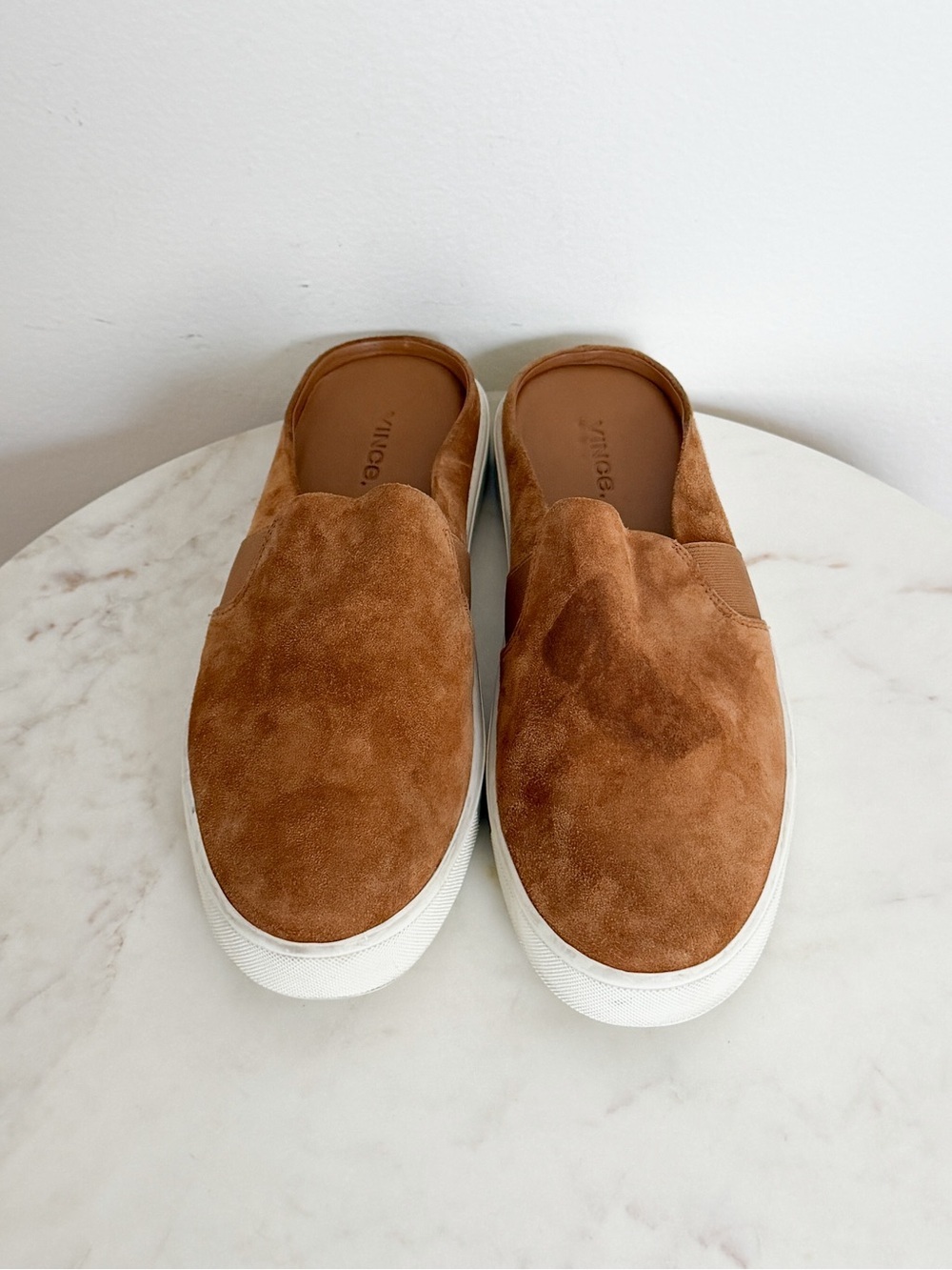 NEW Vince Blair Suede Slip On Mules Camel Size 8.5 - Picture 3 of 7